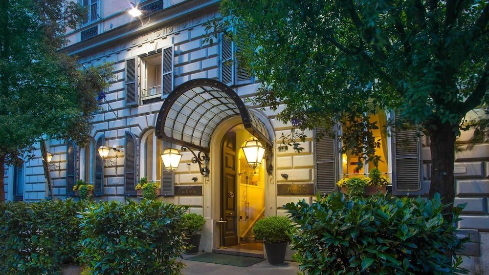 Ludovisi Palace Hotel Rome Exterior photo